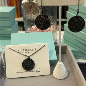 Park Lane Black Circular Pendant and Earrings Set